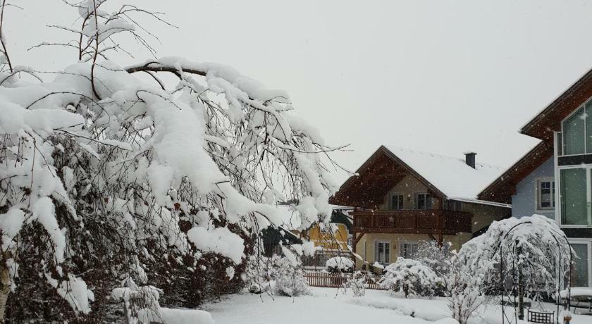 Ferienhaus Pepi Strobl Exterior foto